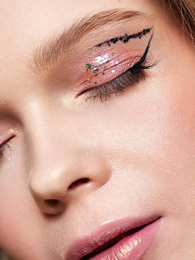 Get Creative With Your White Eyeliners