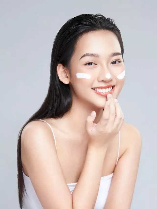 Simple Tips To Protect Your Skin Before Swimming