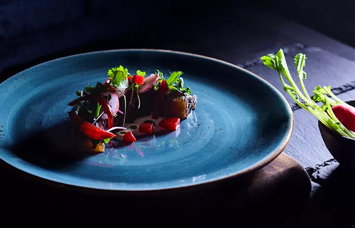 Blue Cutlery Suppresses Your Appetite