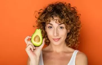 Avocado as one of the remedies for thinning hair