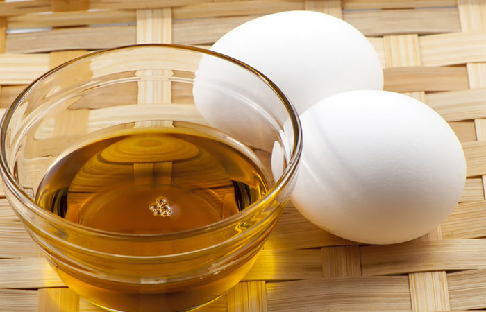 Egg and olive oil hair mask