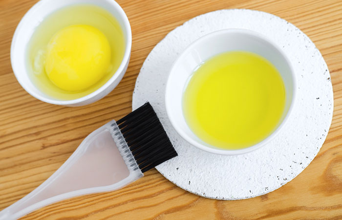 Egg hair mask to prevent split ends