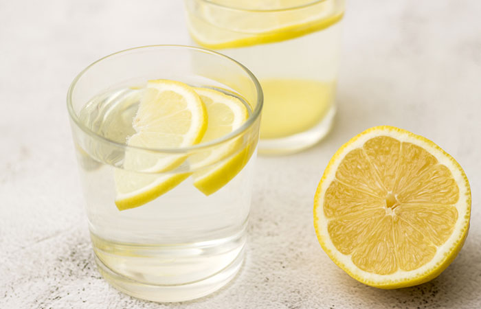Lemon water to prevent split ends