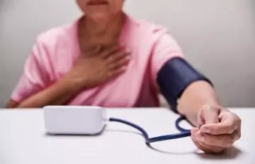 Molokhia may benefit woman with high blood pressure 