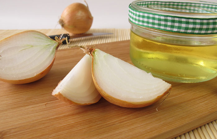 Onion juice for dandruff