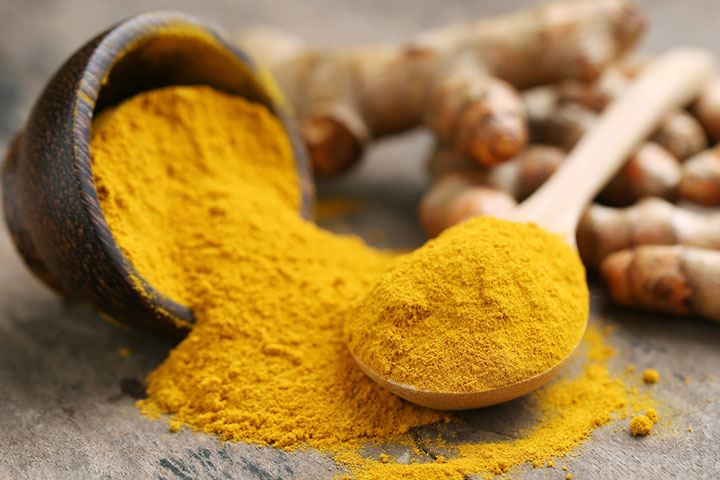 Turmeric as a home remedy to get rid of whiteheads.