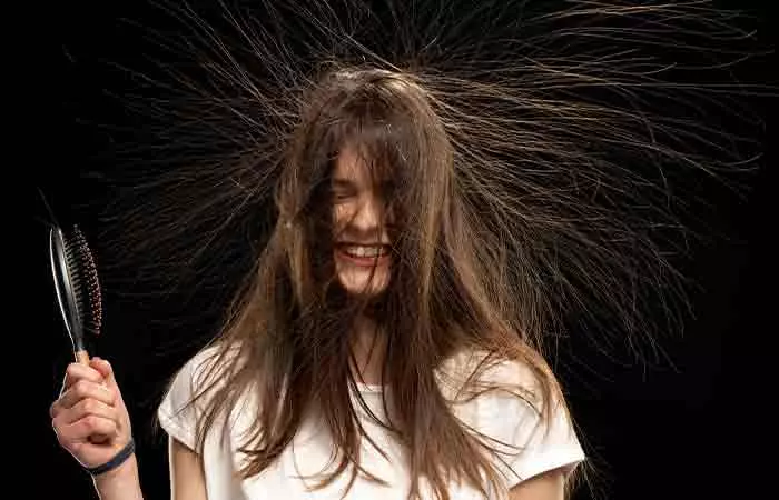 Use-Dryer-Sheets-To-Tame-Frizz