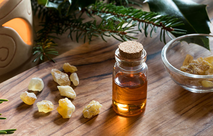 Use frankincense essential oil to get rid of pimples