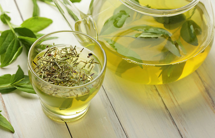 Use green tea to get rid of pimples