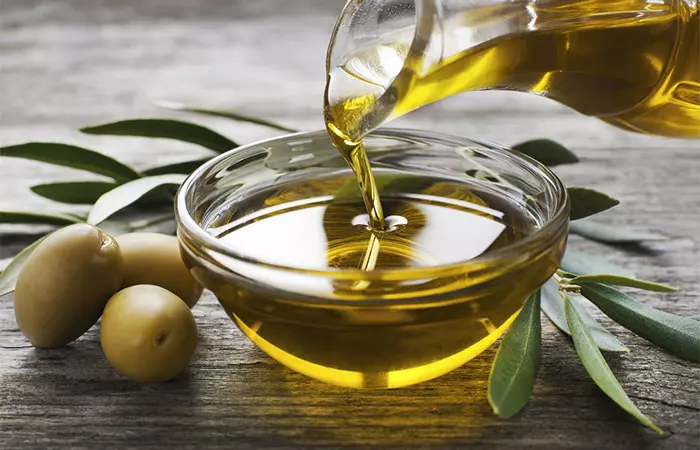 Massage With Olive Oil