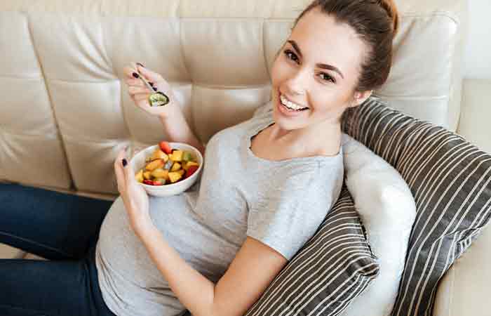 Pregnant-Women-Need-To-Eat-Twice-The-Amount-Of-Food