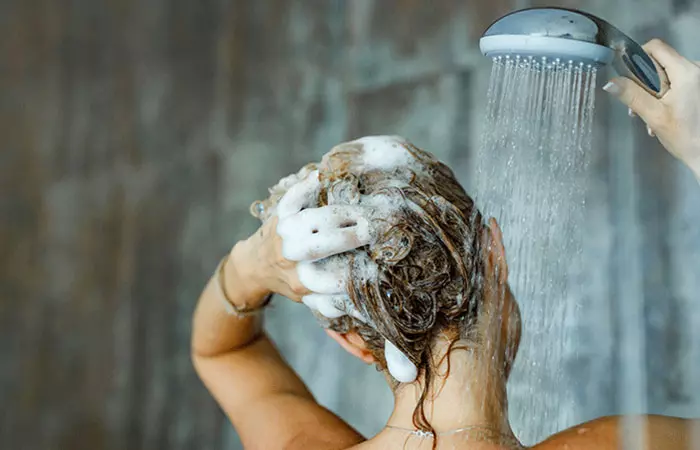 Using Hot Water To Wash Your Hair