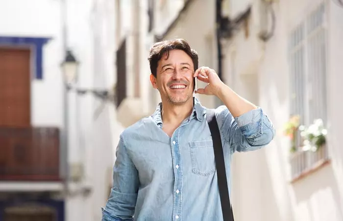 Don't Talk On The Phone While Waiting In A Line