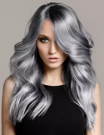 Gray hair with feathered ends hairstyle for thick hair