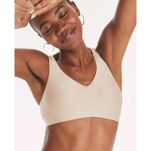 Hanes SmoothTec Women's Wireless Bra With Scoopback