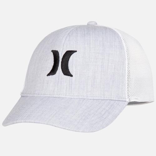 13 Best Baseball Caps For Women (2024), According To An Expert