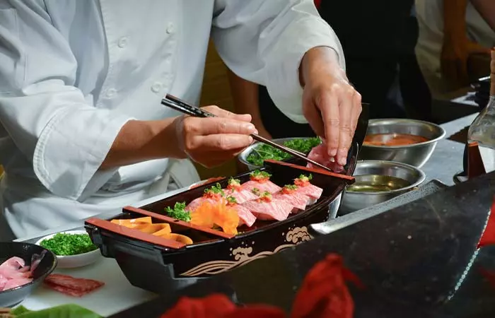 Japan-Paying-A-Tip