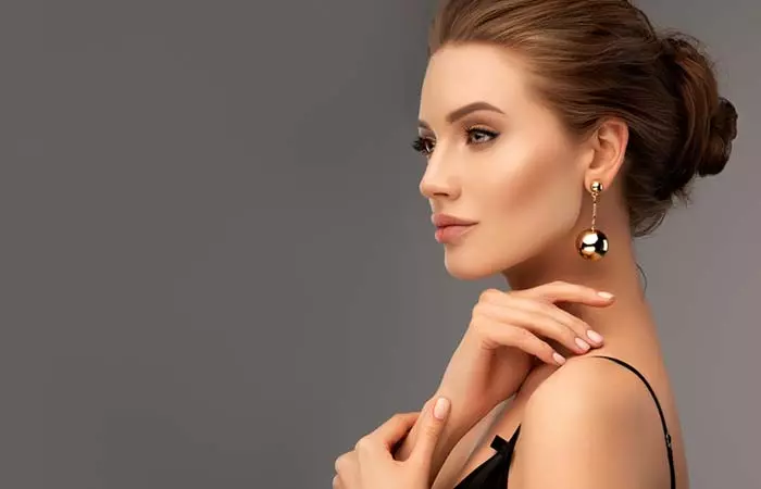 Jewelry-With-Logo