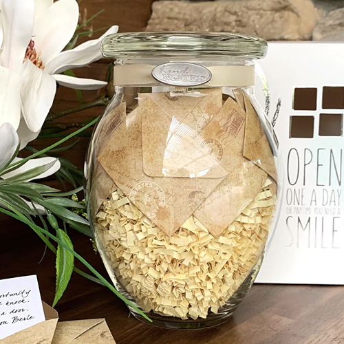 KindNotes Glass Keepsake Gift Jar With Sympathy Messages