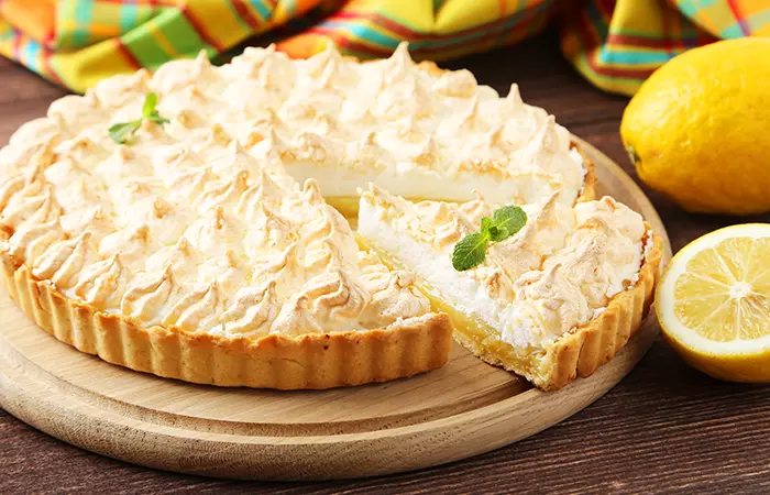 Lemon cream pie