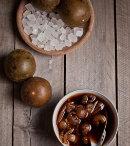 Monk fruit sugar and sweetener