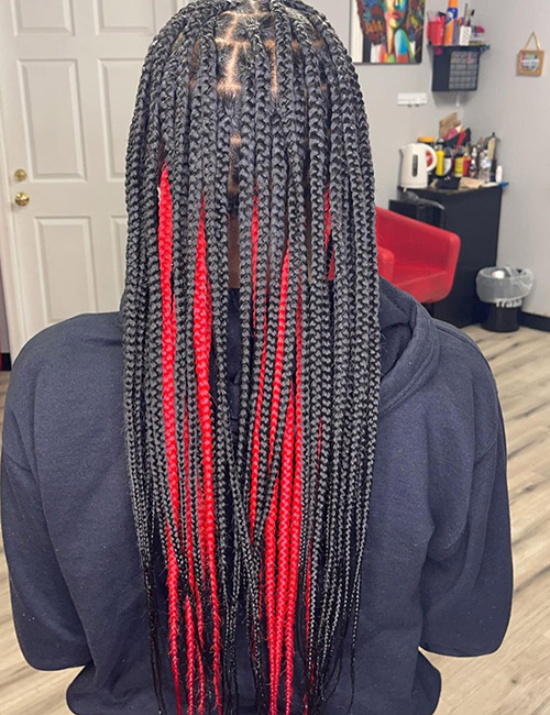 Red highlighted knotless braids