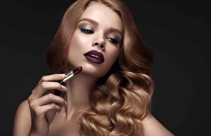 Dark-Lipstick