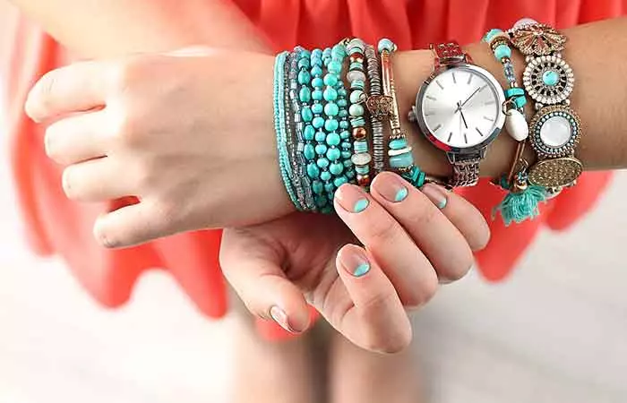 Don’t-Hold-Back-From-Adding-Accessories