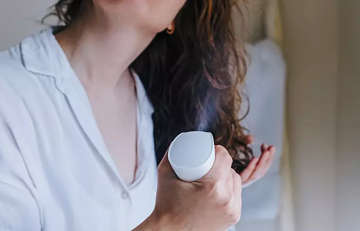 It May Reduce Hair Frizz