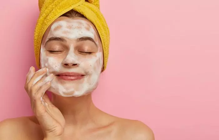 Exfoliation reduces fungal acne risk