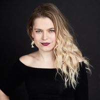 Lucie Letz, Hairstylist- STYLECRAZE