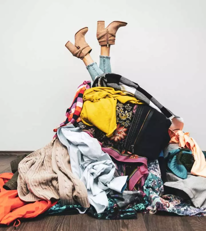 Unveiling The Clutter: 13 Things We Still Use Without Realizing It's Time To Throw Them Away