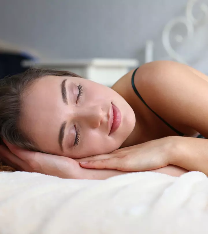 7-Things-You’re-Better-Off-Not-Doing-In-Bed