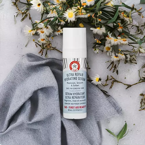 First Aid Beauty Ultra Repair Hydrating Serum