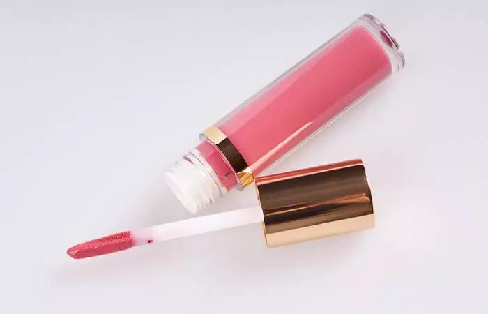 Fixing-A-Broken-Lip-Gloss-Bottle