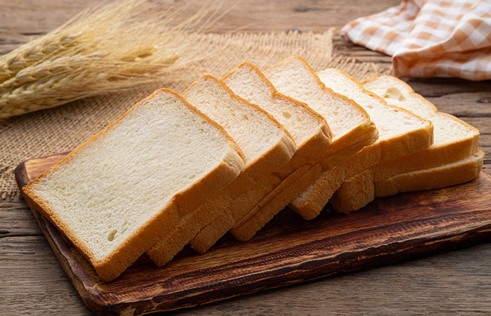 Low-residue white bread