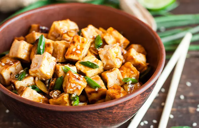 High-protein, low-carb garlic tofu