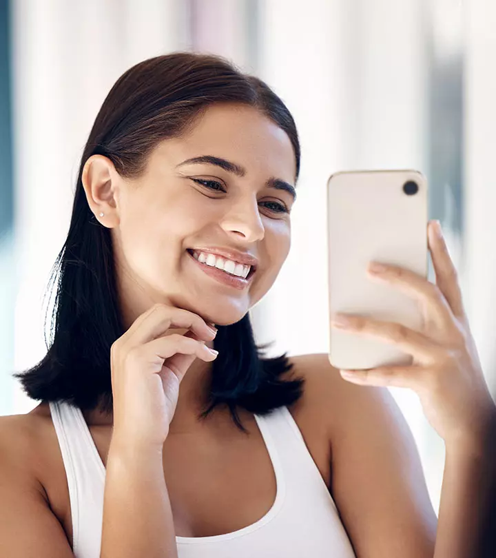 8 Tips To Take The Perfect Mirror Selfie