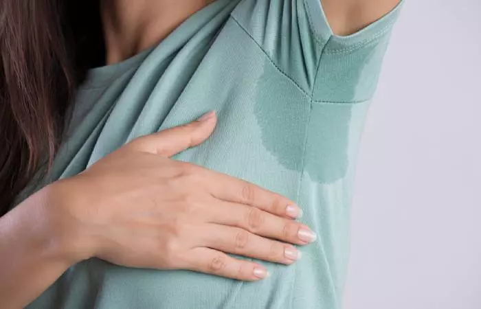 Use Lemon Juice For Sweat Stains