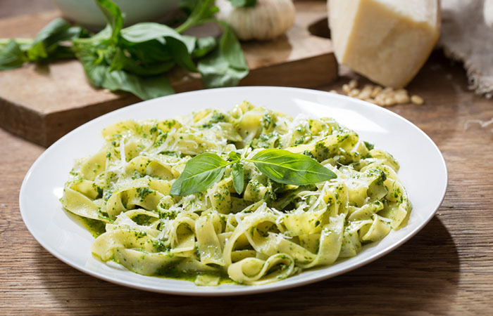 Basil pesto pasta