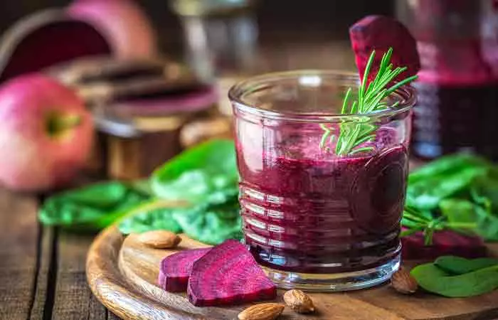Beetroot and spinach smoothie
