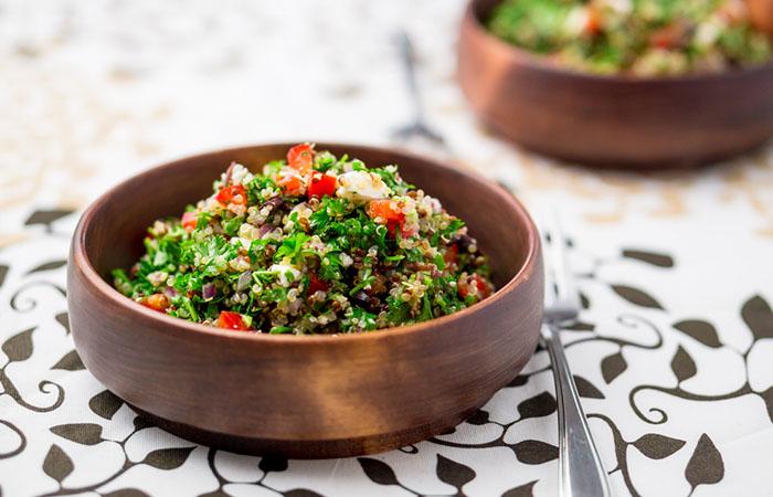 Greek quinoa salad