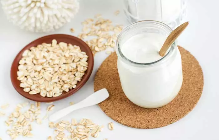 Oatmeal And Yogurt Mask