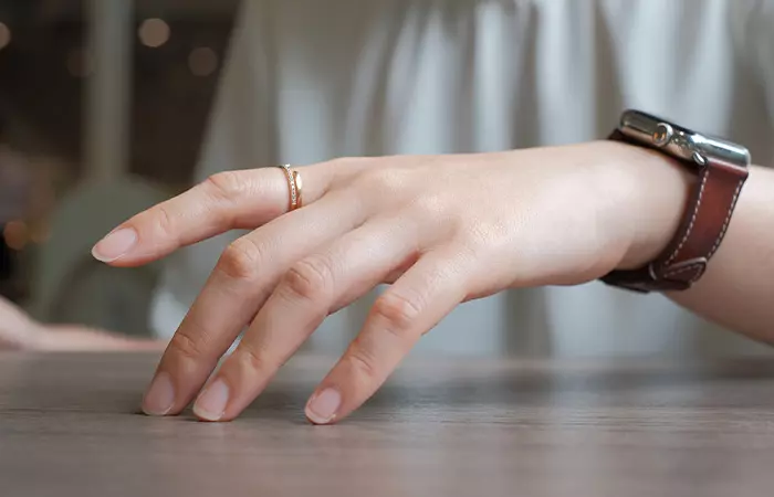 Short And Petite Fingers