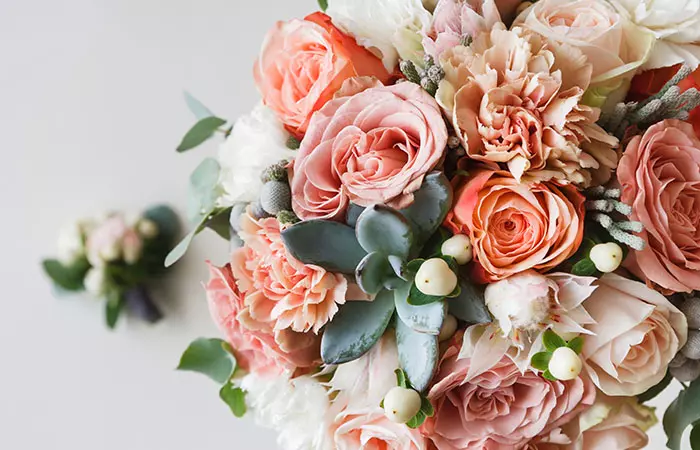 Decorate The Rooms With Fresh Smelling Flowers