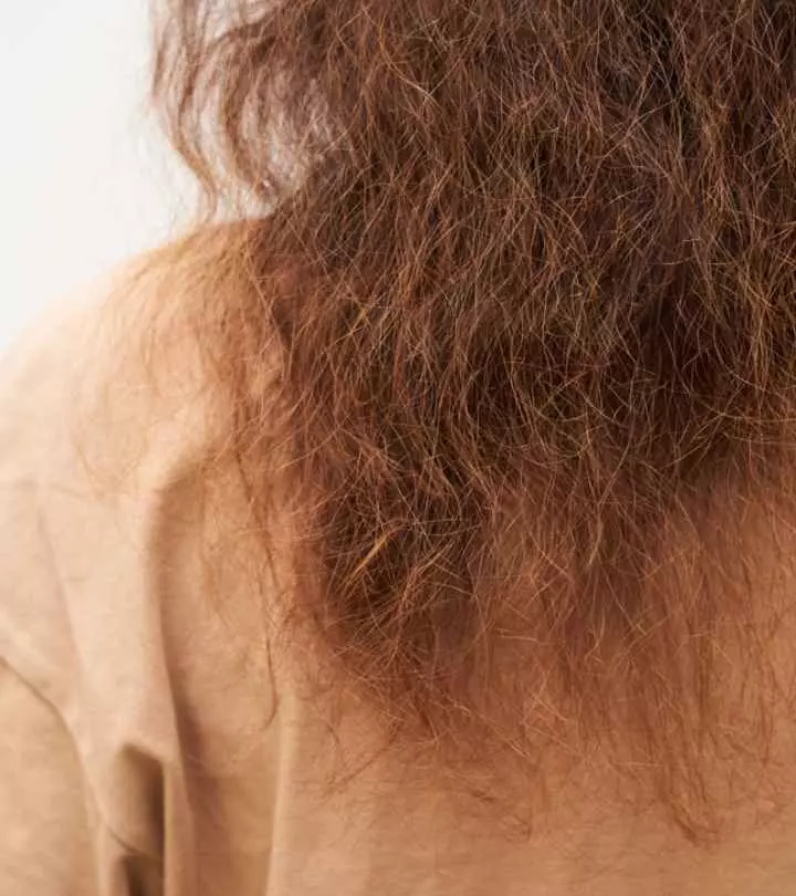 How To Keep Your Hair From Getting Frizzy After A Hair Wash