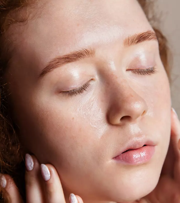 How To Prevent Your Skin From Getting Oily After Applying Makeup