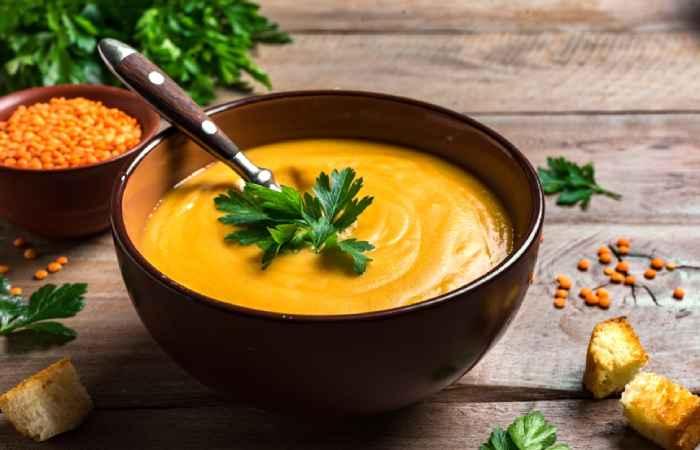 Lentil soup in a bowl