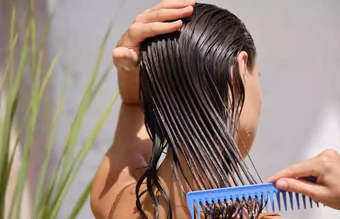 Moisturize-And-Nourish-Your-Hair