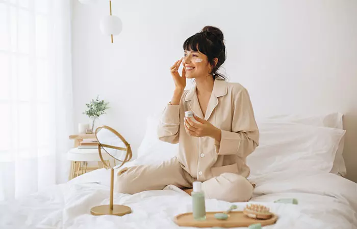 Practice Skin-Friendly Makeup Practices